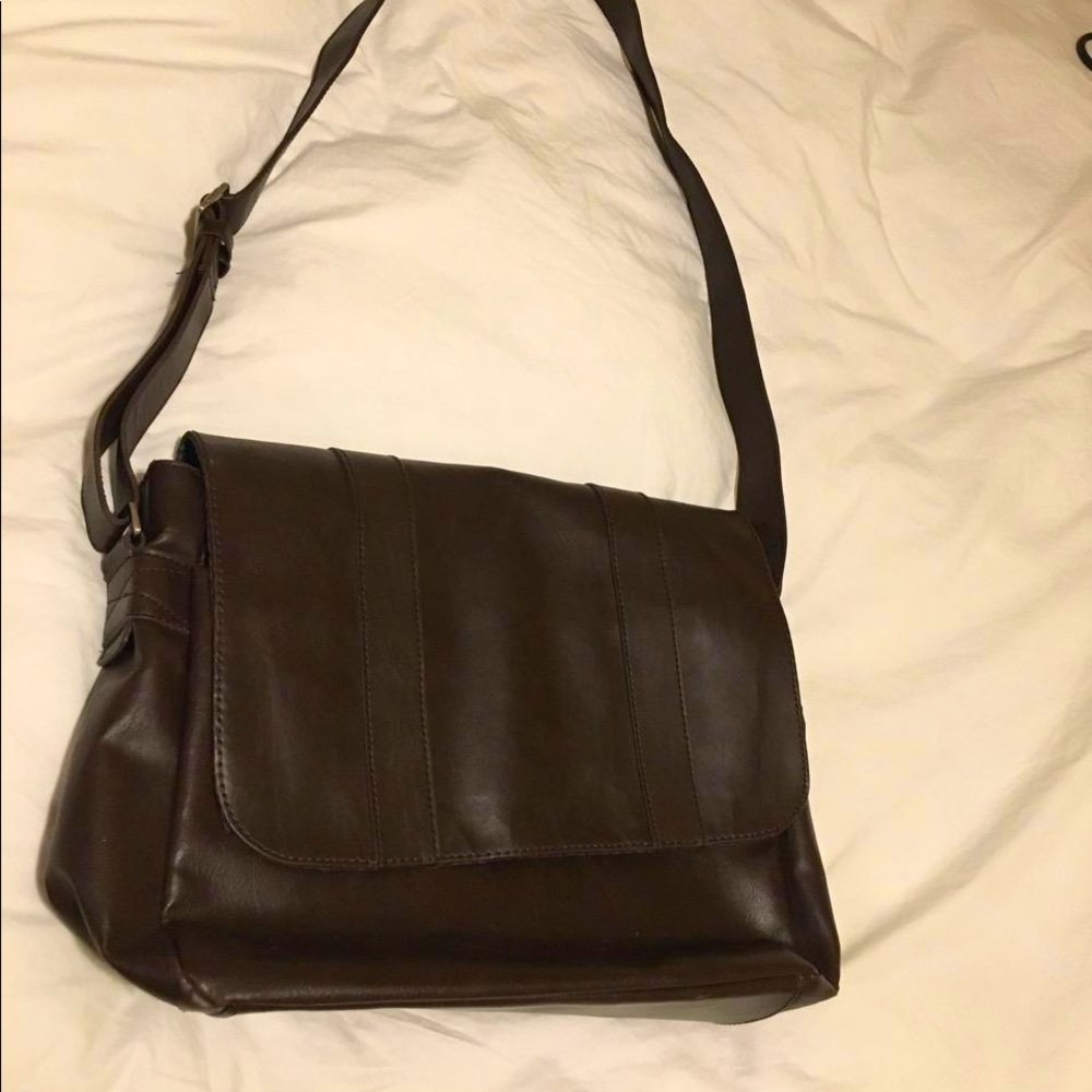 Aldo brown bag - lots of pockets very convenient